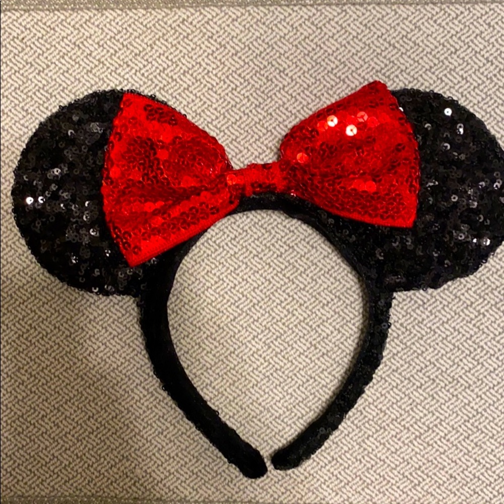 Sequined Minnie Mouse Ears